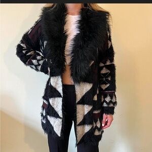 Topshop 6 Textured geometric pattern Knit Cardigan with Faux Fur Trim